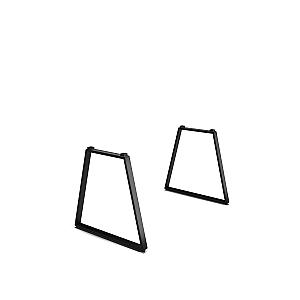 <p>Designul metalic al cadrului Enzo , realizat din metal teava 50x20x1.2, il face perfect pentru amenajari interioare.. Dimensiuni: 672x50xh705 mm. Compatibil cu blaturi de: 600x680 mm, 1500x750 mm, 1300x750 mm.</p>